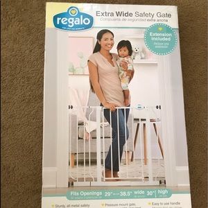 White Extra wide all metal safety gate